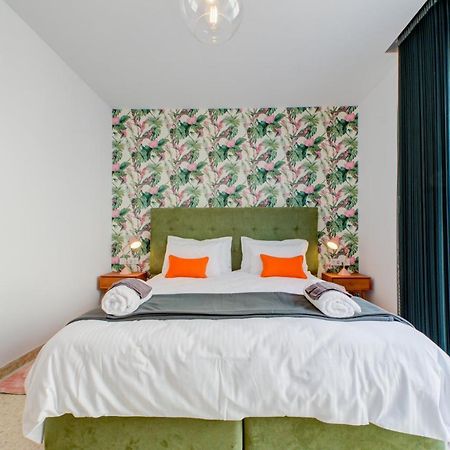 Colorful & Spacious Home With Yard - Close To Xemxija Bay St. Paul's Bay Buitenkant foto